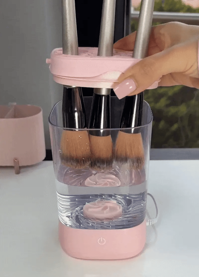 Effortless Clean™ Makeup Brush SystemTM